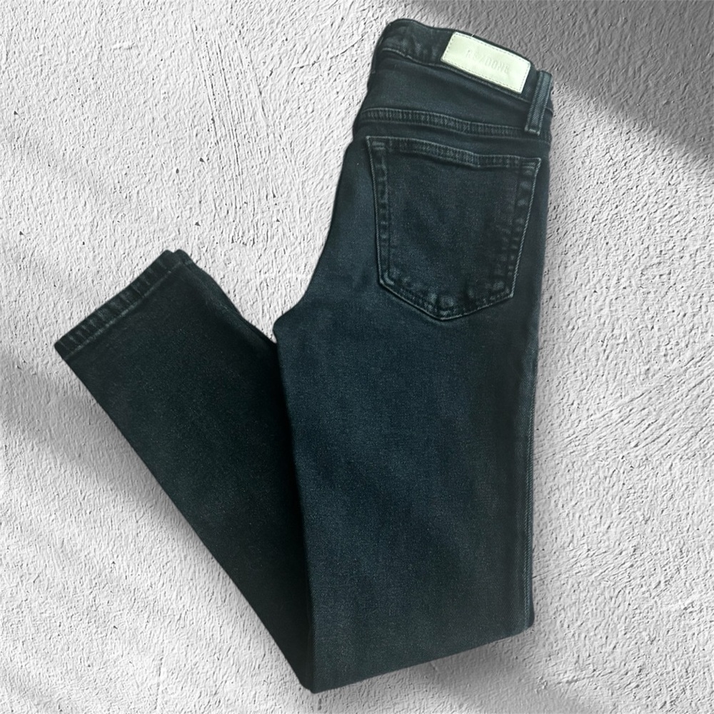 RE/DONE Women's Slim Dark Wash Jeans Size 24